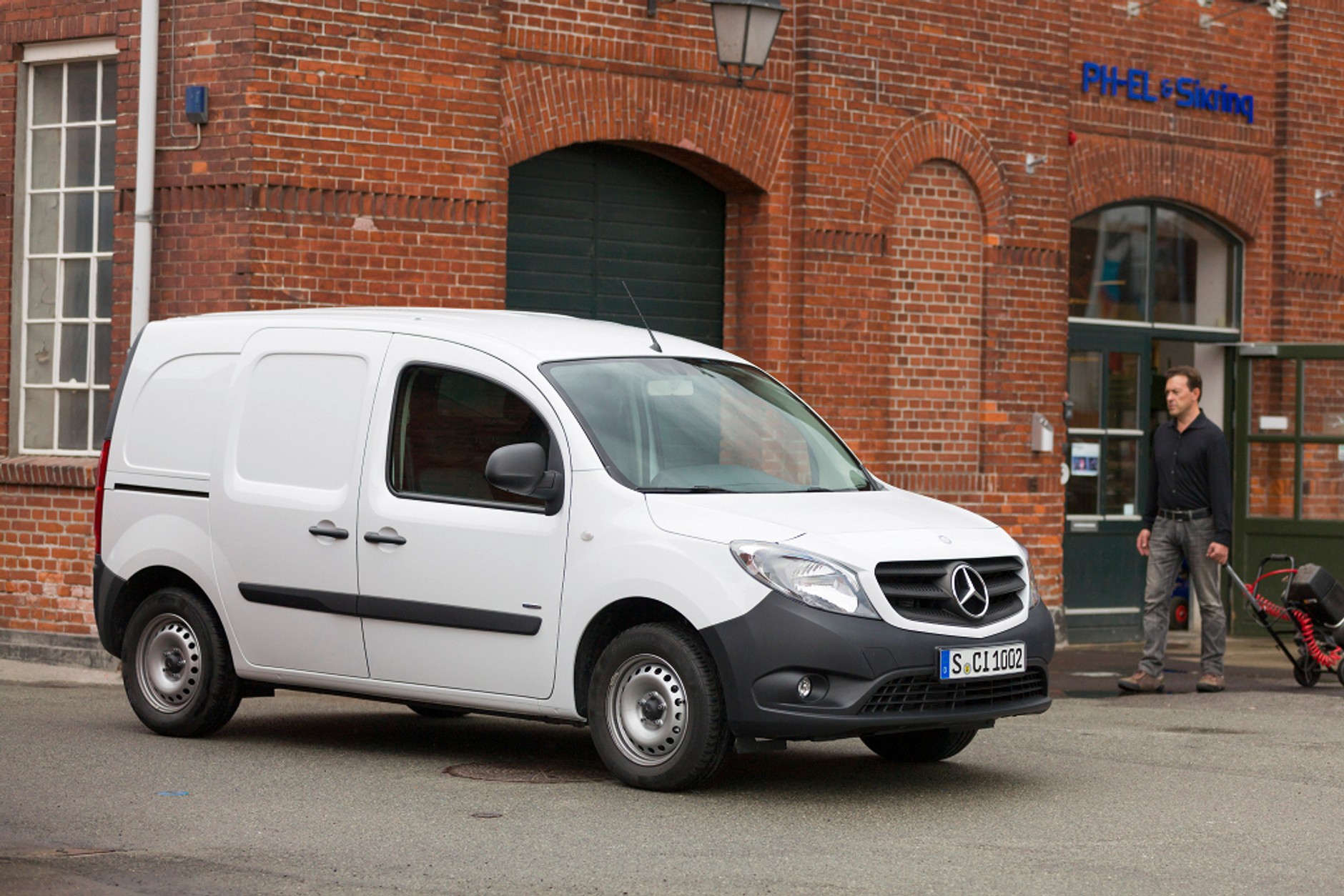 Mercedes-Benz Citan w sprzedaży od września (ceny)