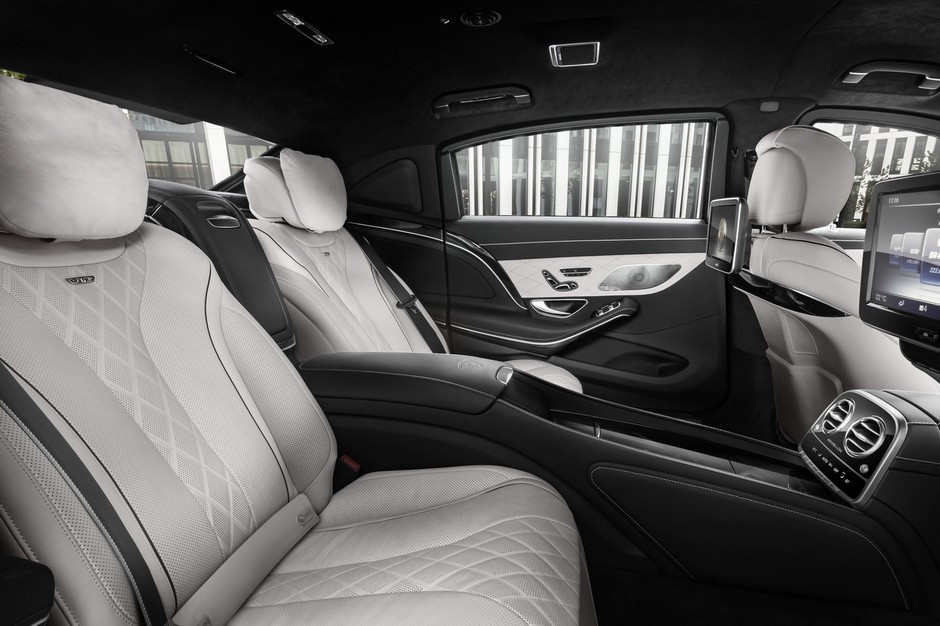 Mercedes-Maybach S600 Guard w wersji czteroosobowej gwarantuje komfort na najwyższym poziomie