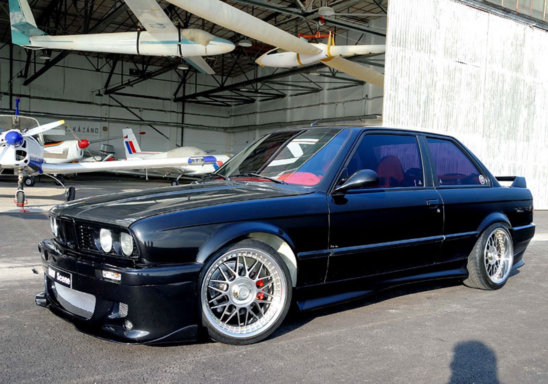 Garaż tunera: BMW 318is – forever young