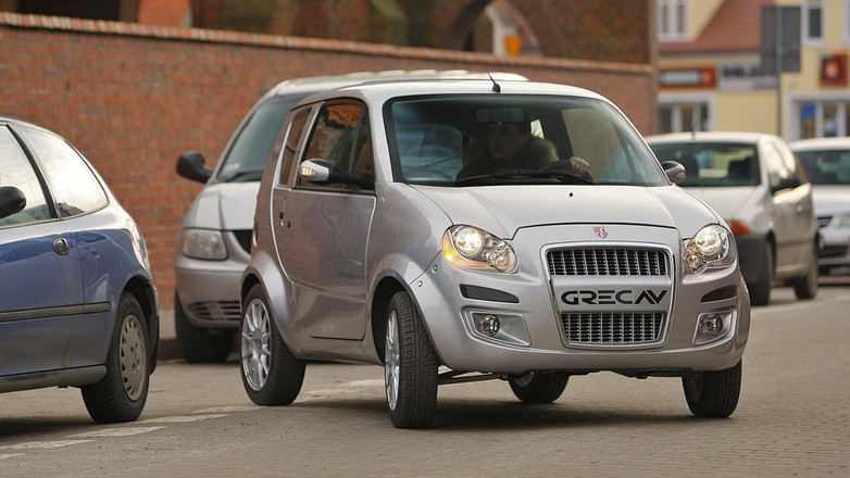 Grecav Sonique: mikrus dla nastolatków