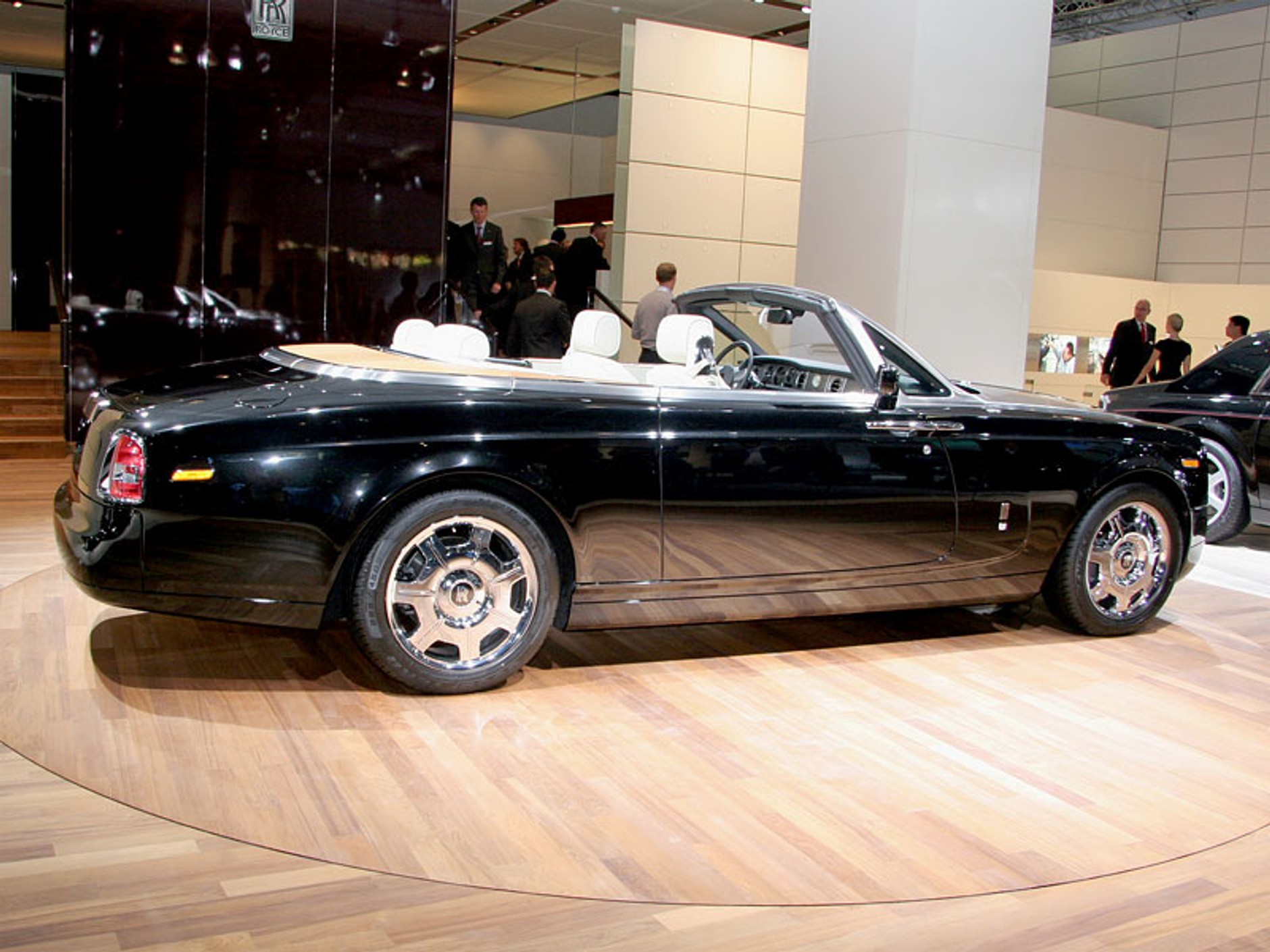 IAA Frankfurt 2009: jak dojechać, gdzie kupić bilet - informacje praktyczne dla zwiedzających