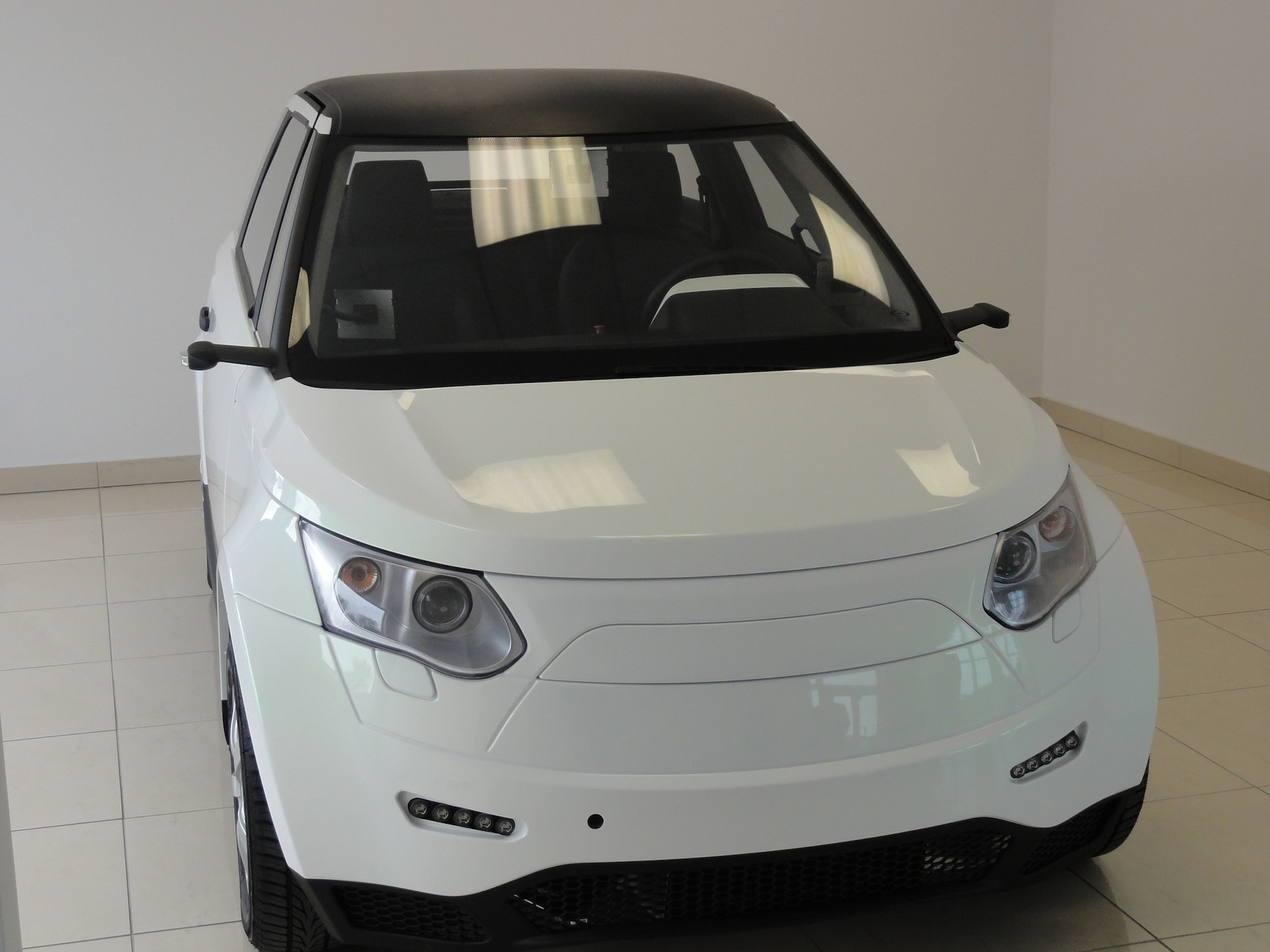 ELV 001 - polski samochód elektryczny