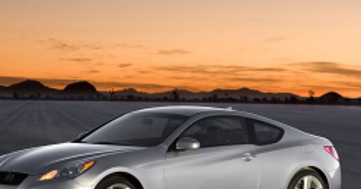 Paryż 2008: Hyundai proponuje - Genesis Coupe i sedan