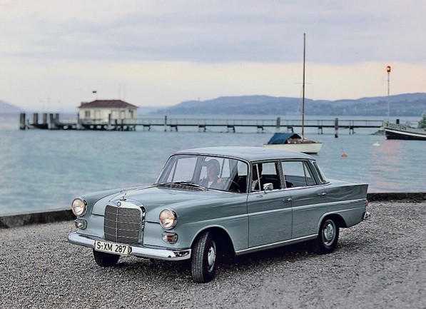 Mercedes-Benz W110