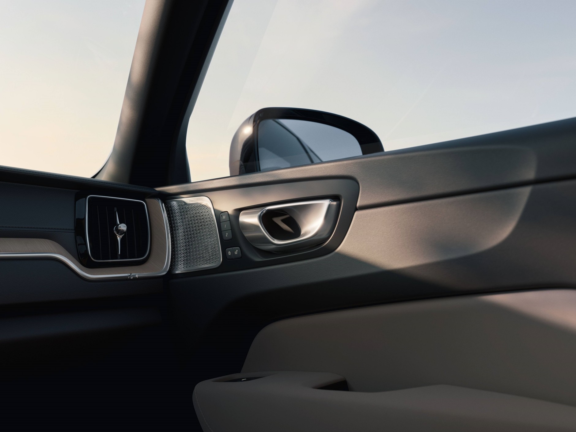 2025 Volvo XC60