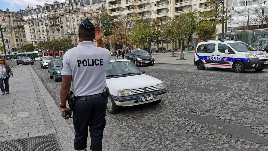 Francuski policjant
