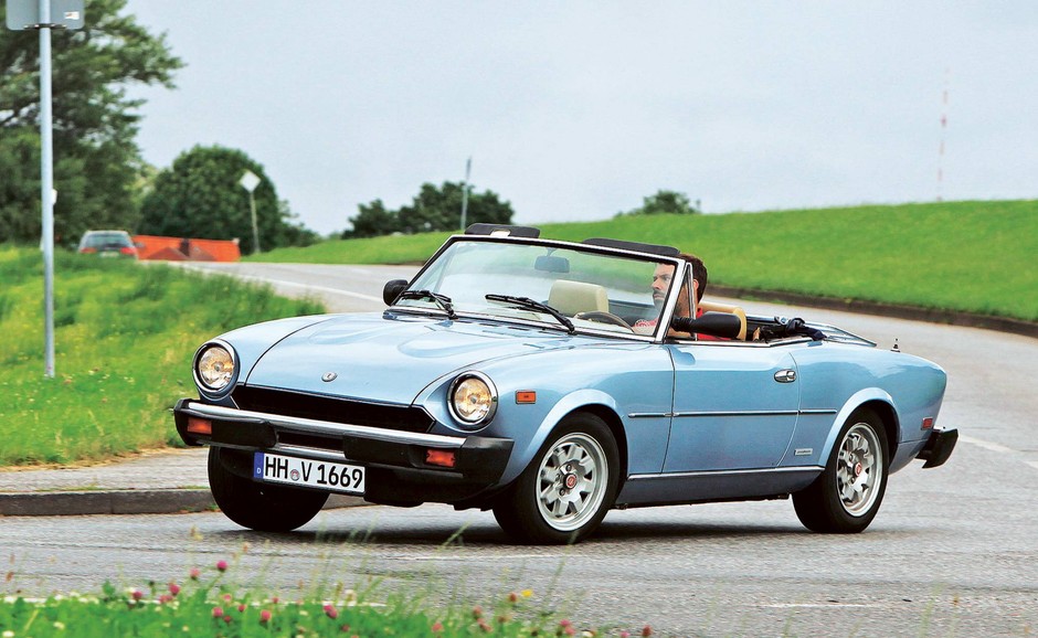 Fiat 124 Spider