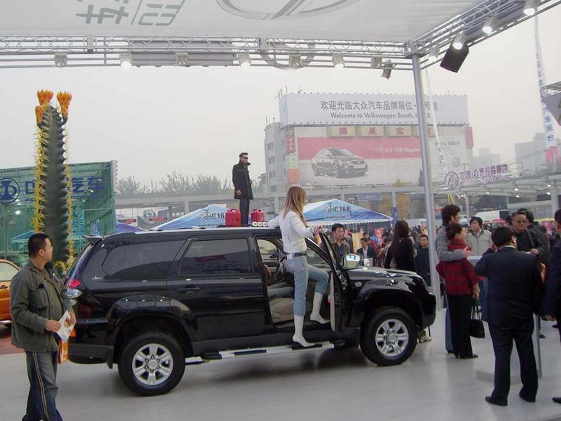 Pekin 2006 - fotogaleria z salonu oraz piękne modelki