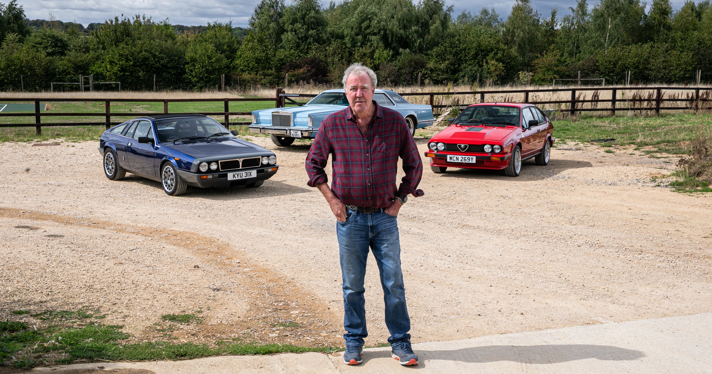 Jeremy Clarkson sprzedaje samochody ze swojej kolekcji