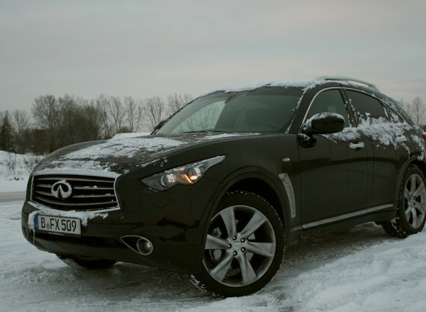 Infiniti FX50 (test)