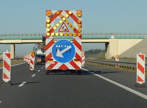 Utrudnienia na A2 - od wtorku rusza malowanie linii na jezdniach