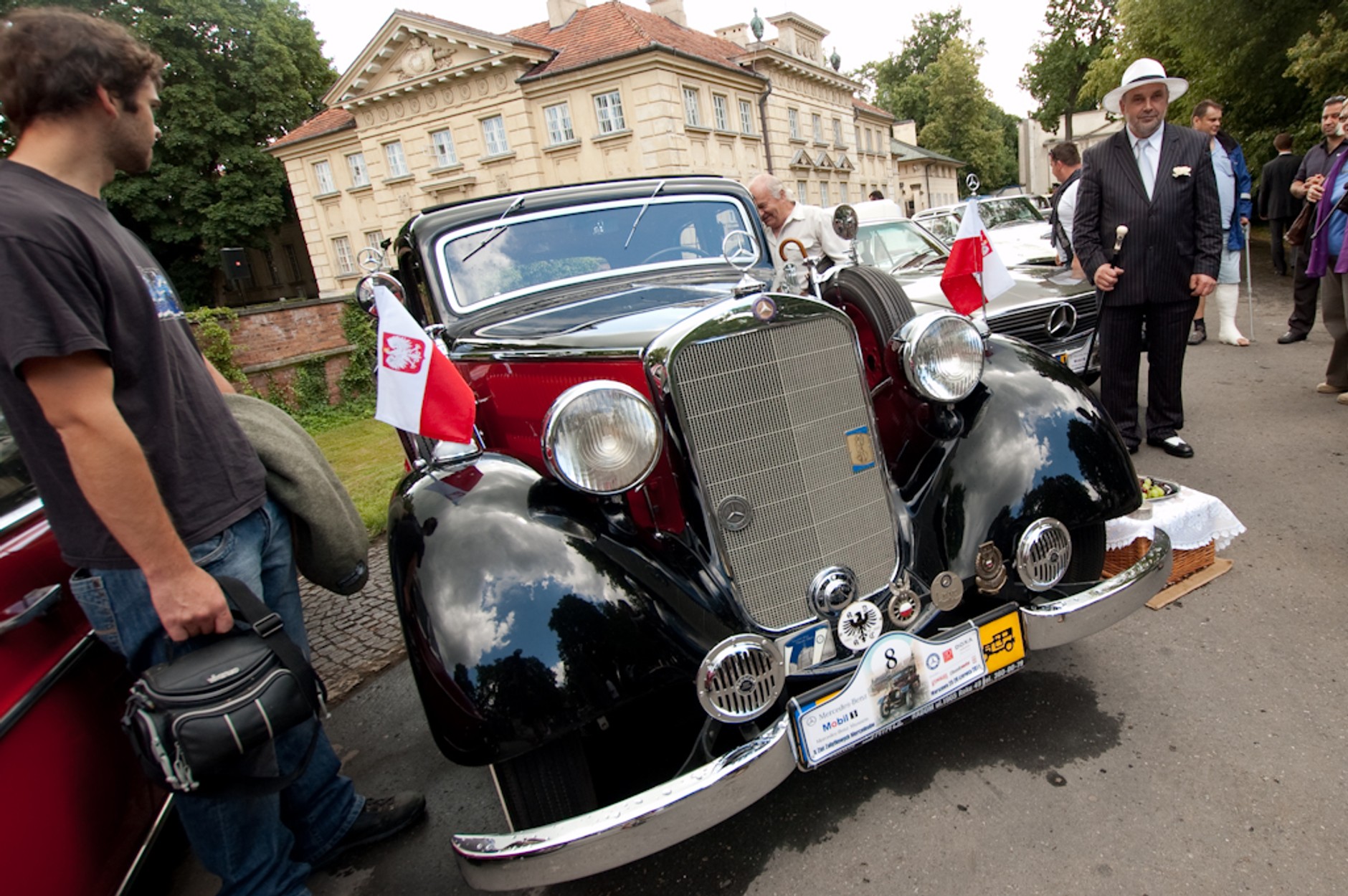 Klasyczne Mercedesy w Wilanowie