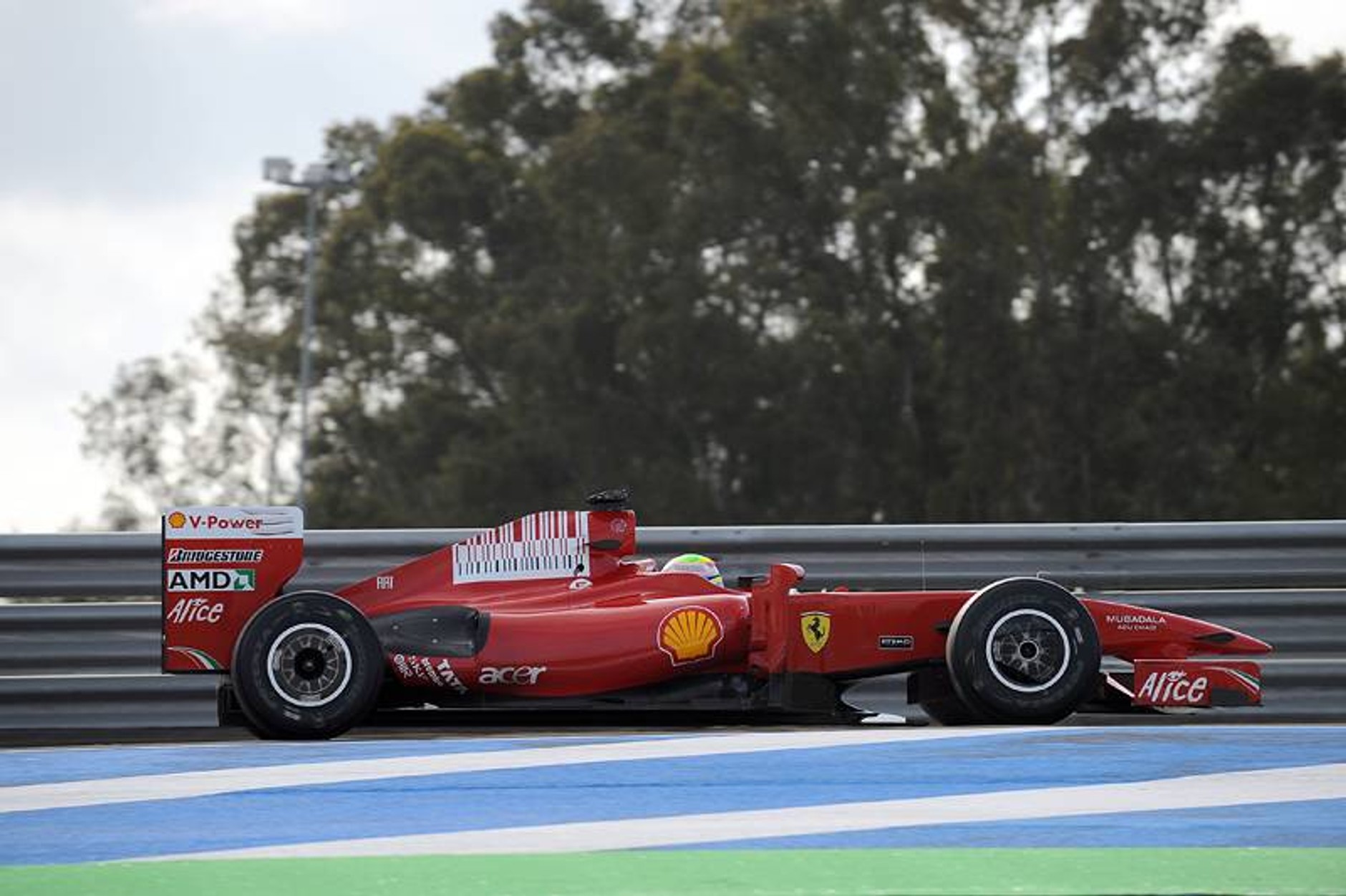 Formuła 1: fotogaleria z testów przed sezonem 2009