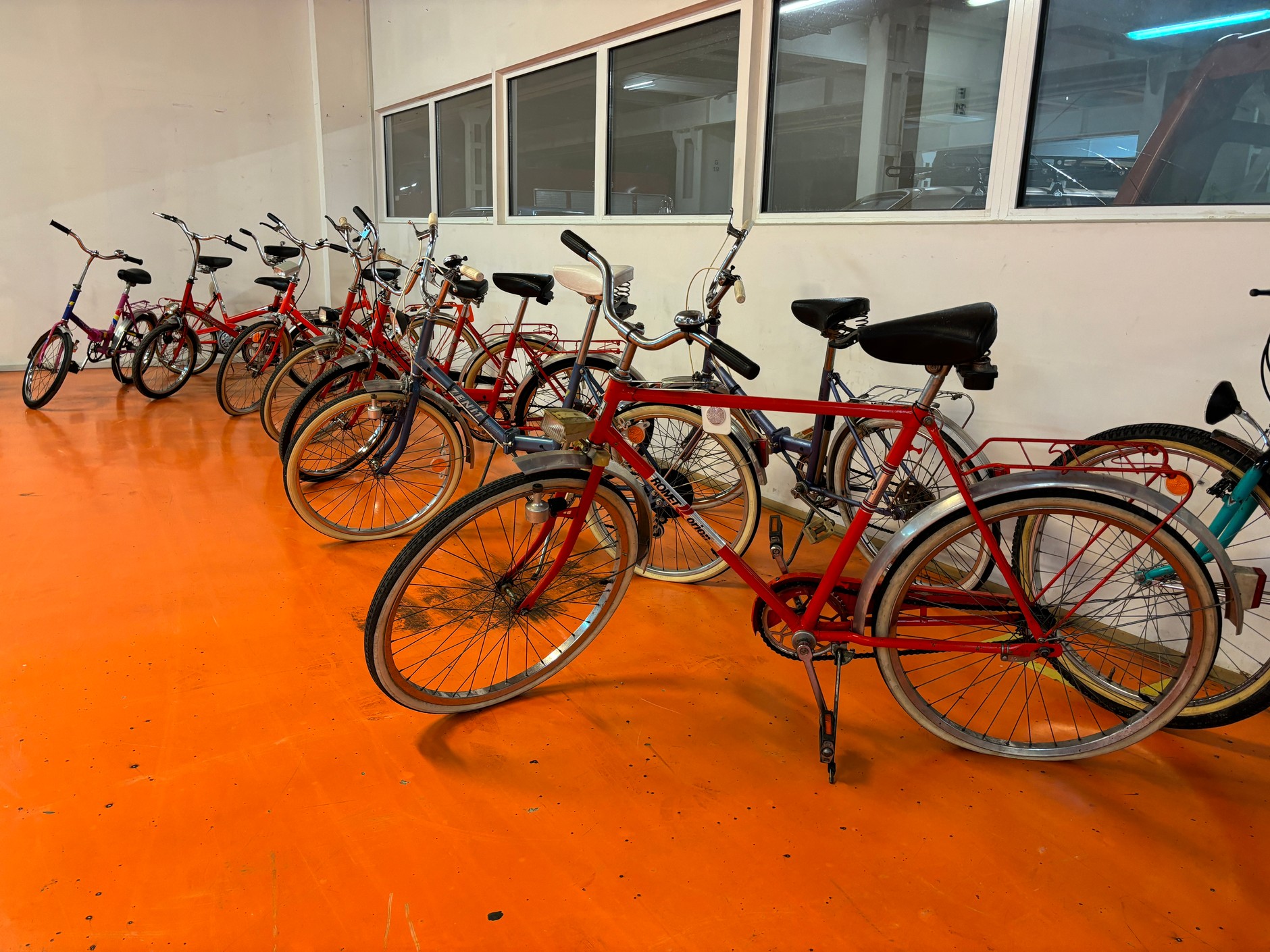 Wystawa w dawnej fabryce FSO