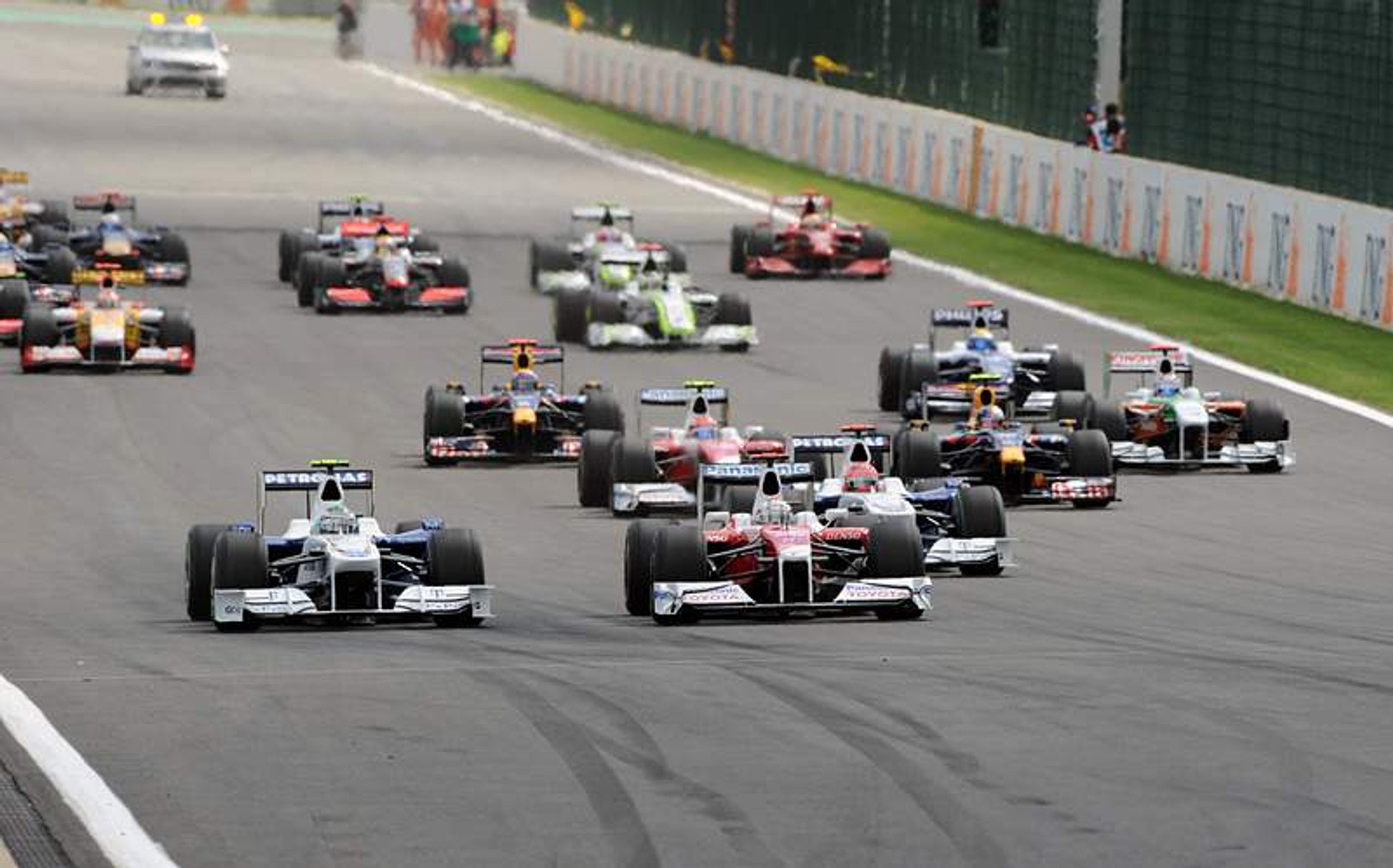 Grand Prix Belgii 2009: dwie gwiazdy wyścigu - Raikkonen i Fisichella (fotogaleria)