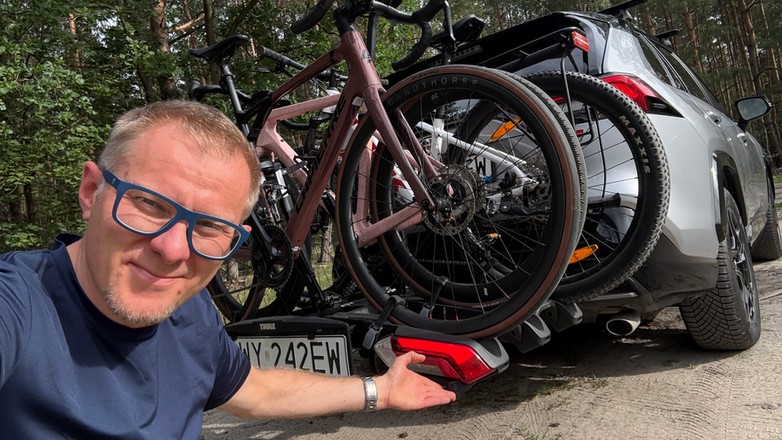 Thule Epos ParkSecure ma dość wyjątkowe rozwiązanie: czujnik parkowania