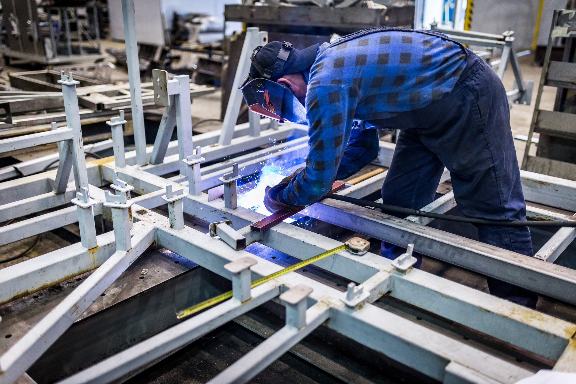 Fabryka Solarisa w Środzie Wielkopolskiej: etapy produkcji autobusu miejskiego