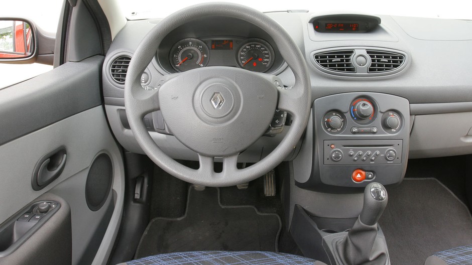 7. Renault Clio III (2005-12) - od 10 500 zł