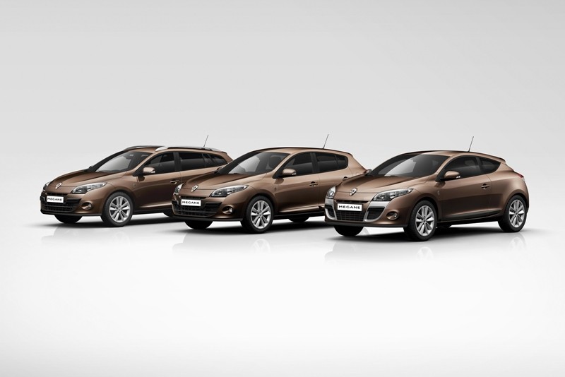 Renault Megane i Clio w hołdzie rugbistom