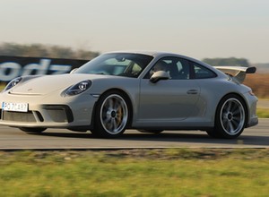Porsche 911 GT3: 500 KM i napęd na tył