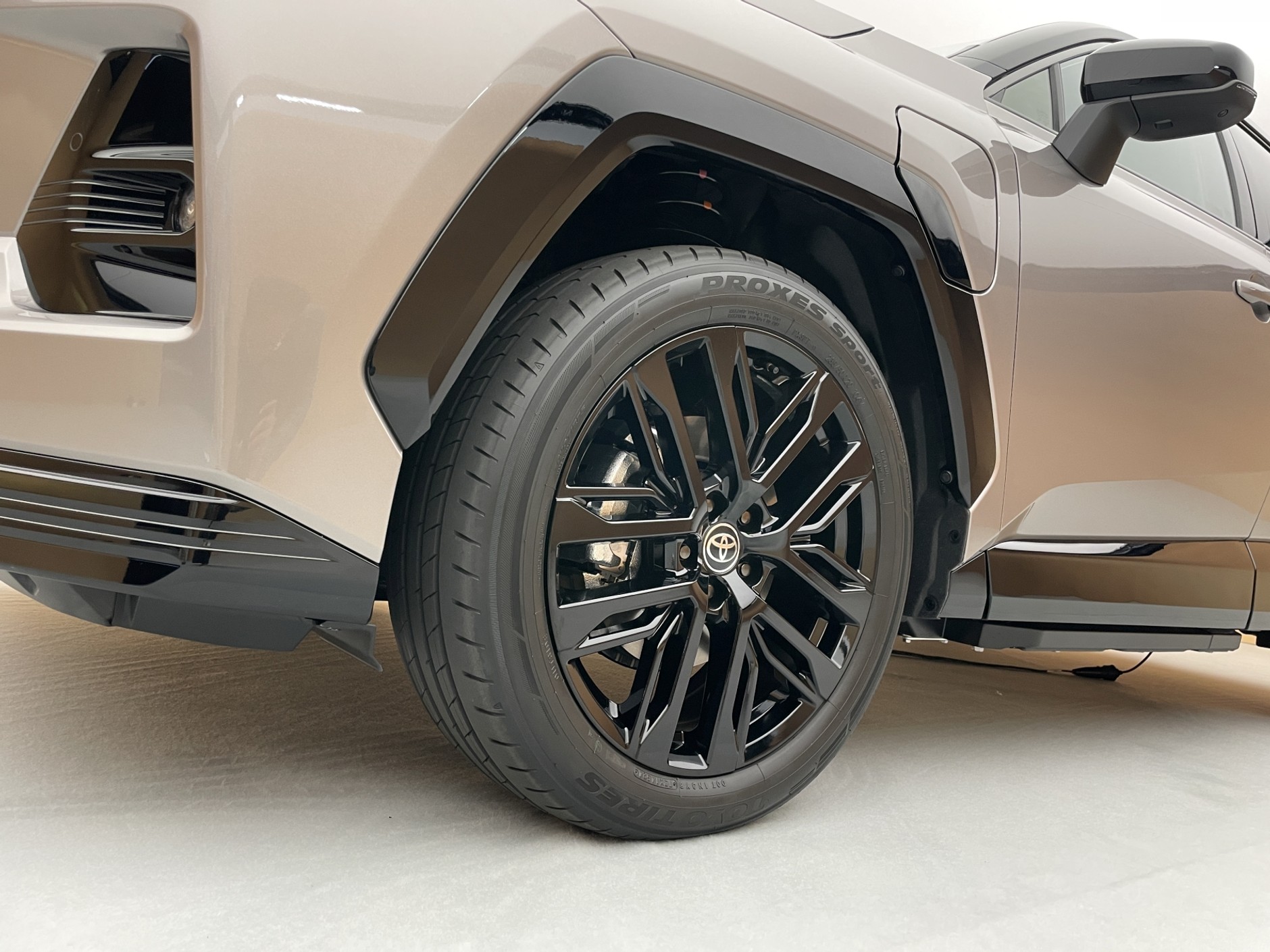 Nowa Toyota RAV4 (2025)