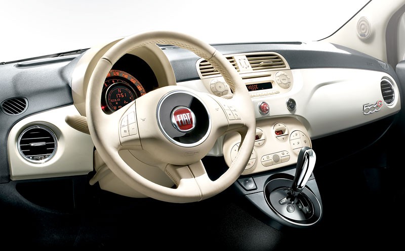 Fiat 500C: nowe informacje i zdjęcia włoskiego kabrioletu (fotogaleria)