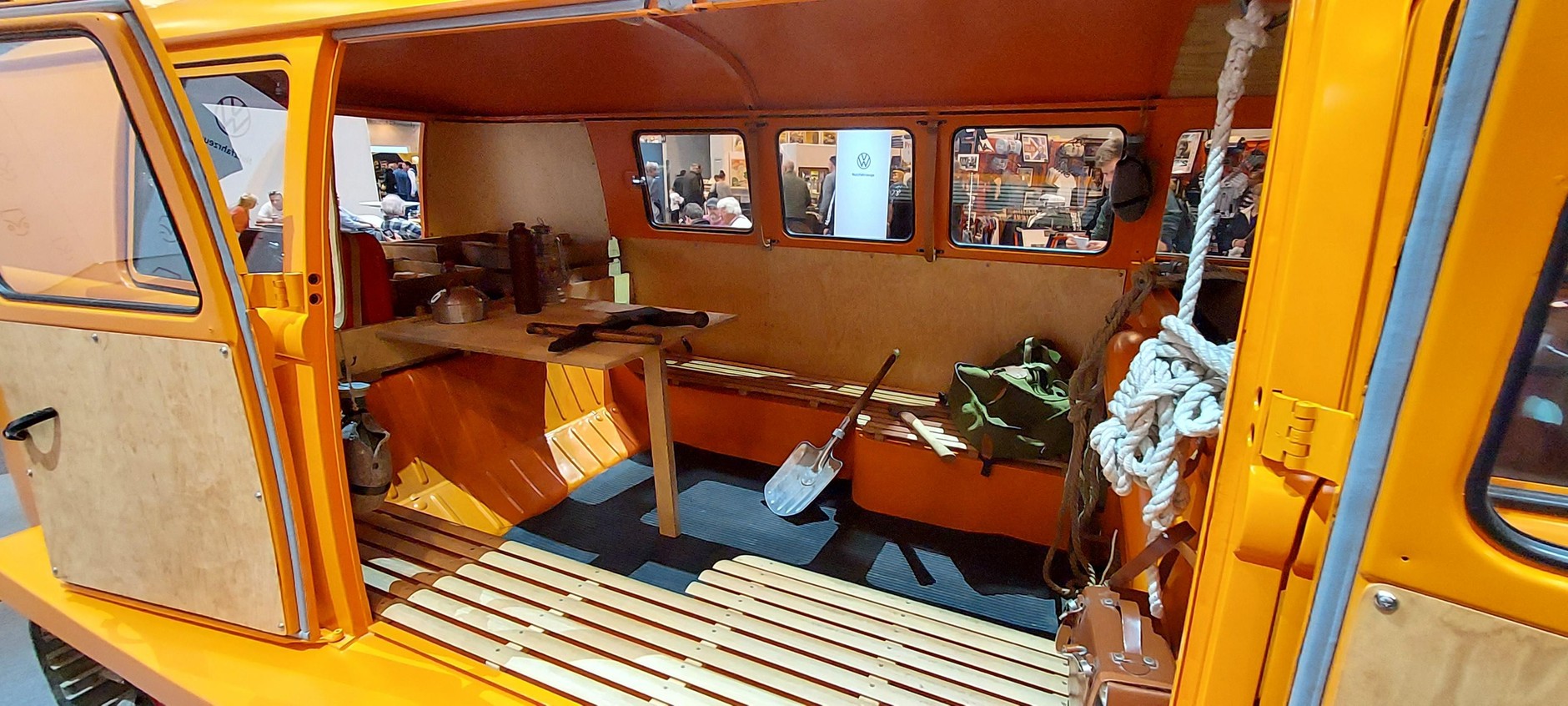 VW T1 na gąsienicach