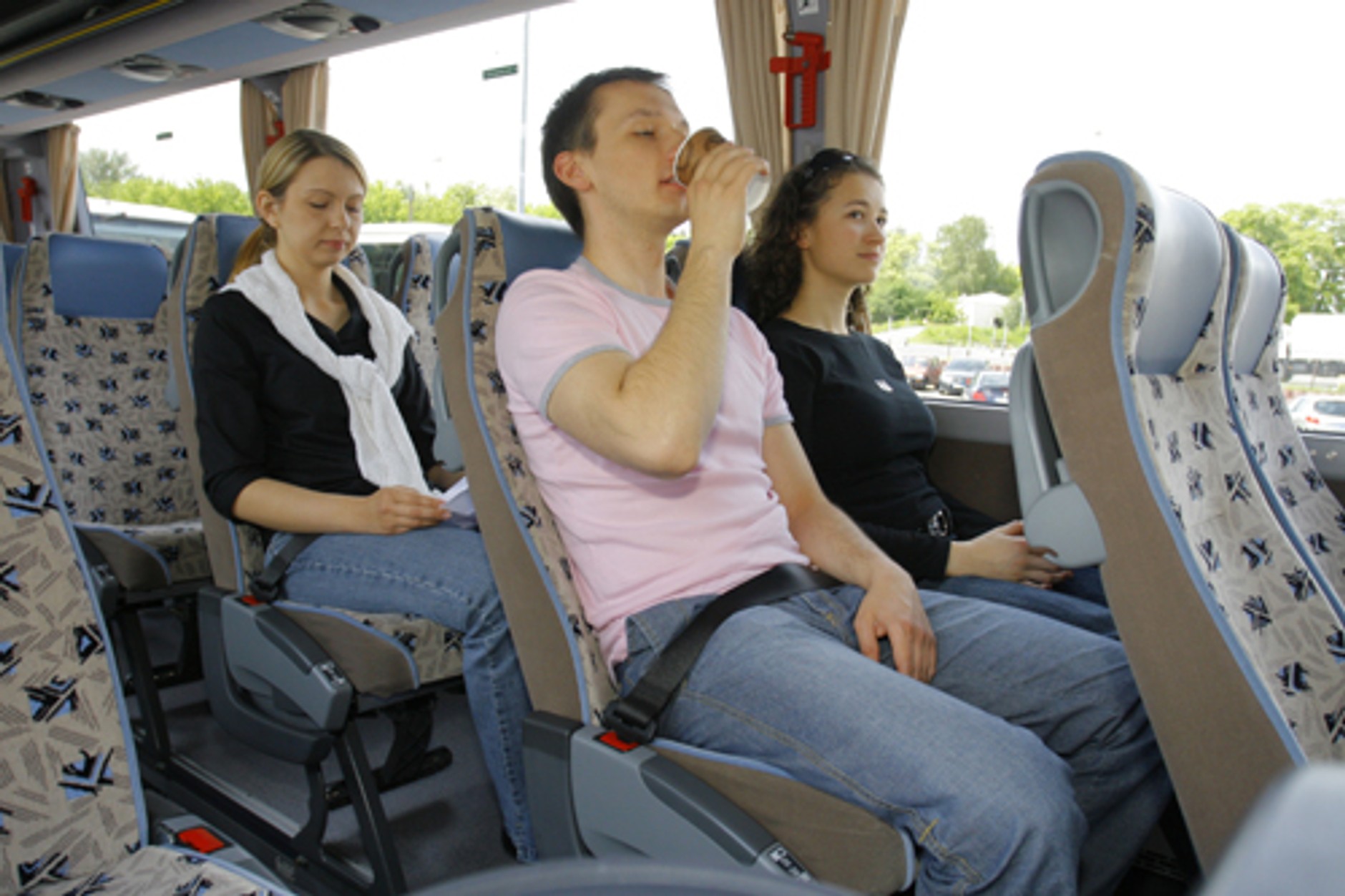 Bezpiecznie w autobusie