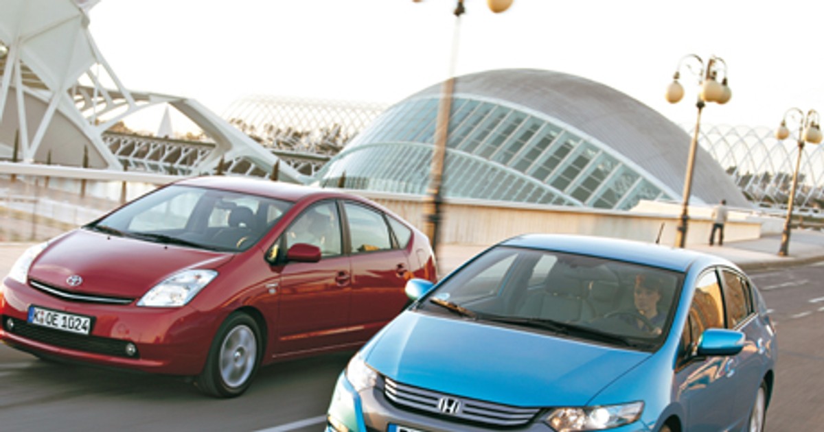 Toyota Prius i Honda Insight - Auta na tej samej fali