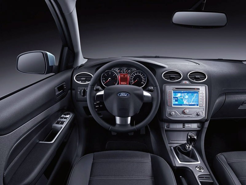 Ford Focus CC Black Magic: specjalna odmiana coupe-kabrioletu
