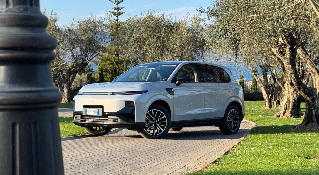 Leapmotor B10 Hybrid EV