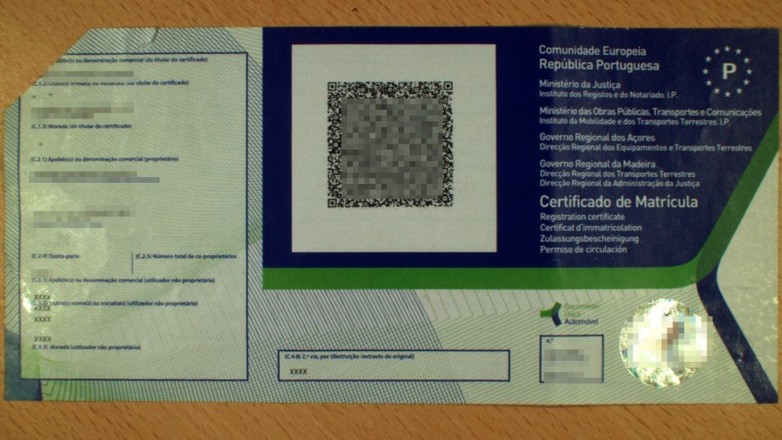 Śledczy rozbili grupę przestępczą, która legalizowała kradzione auta