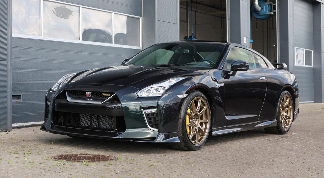 Jedyny w Europie pożegnalny Nissan GT-R R35 Prestige T-Spec trafił do Polski