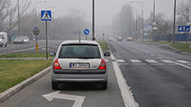 Dziwny skręt w lewo...