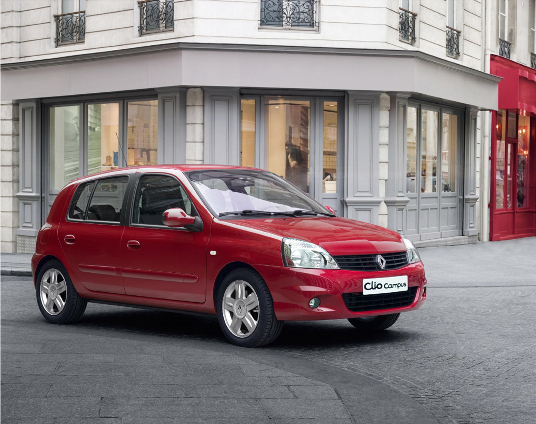 Dwie generacje jednego modelu. Którą warto kupić? Prawdziwe okazje czy pozorne oszczędności?