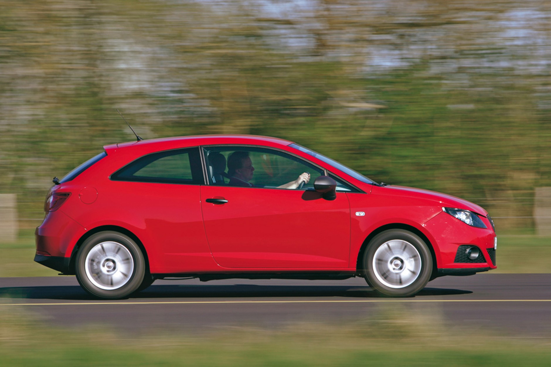 Ford Fiesta kontra Nissan Micra, Opel Corsa, Peugeot 206+ i Seat Ibiza: Maluchy dla niewymagających kierowców