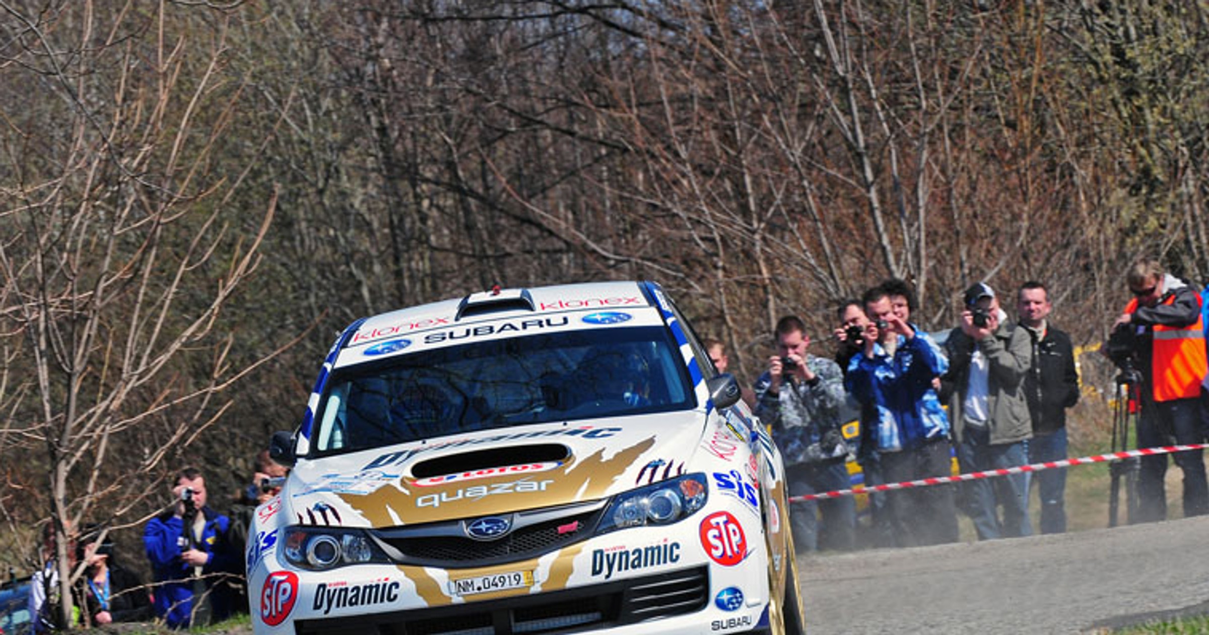 Rajd Elmot 2010: dużo walki w Górach Sowich - Tomasz Kuchar liderem (relacja z 1. etapu)
