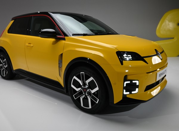 Powraca legendarne Renault 5. Już je widziałem w Polsce