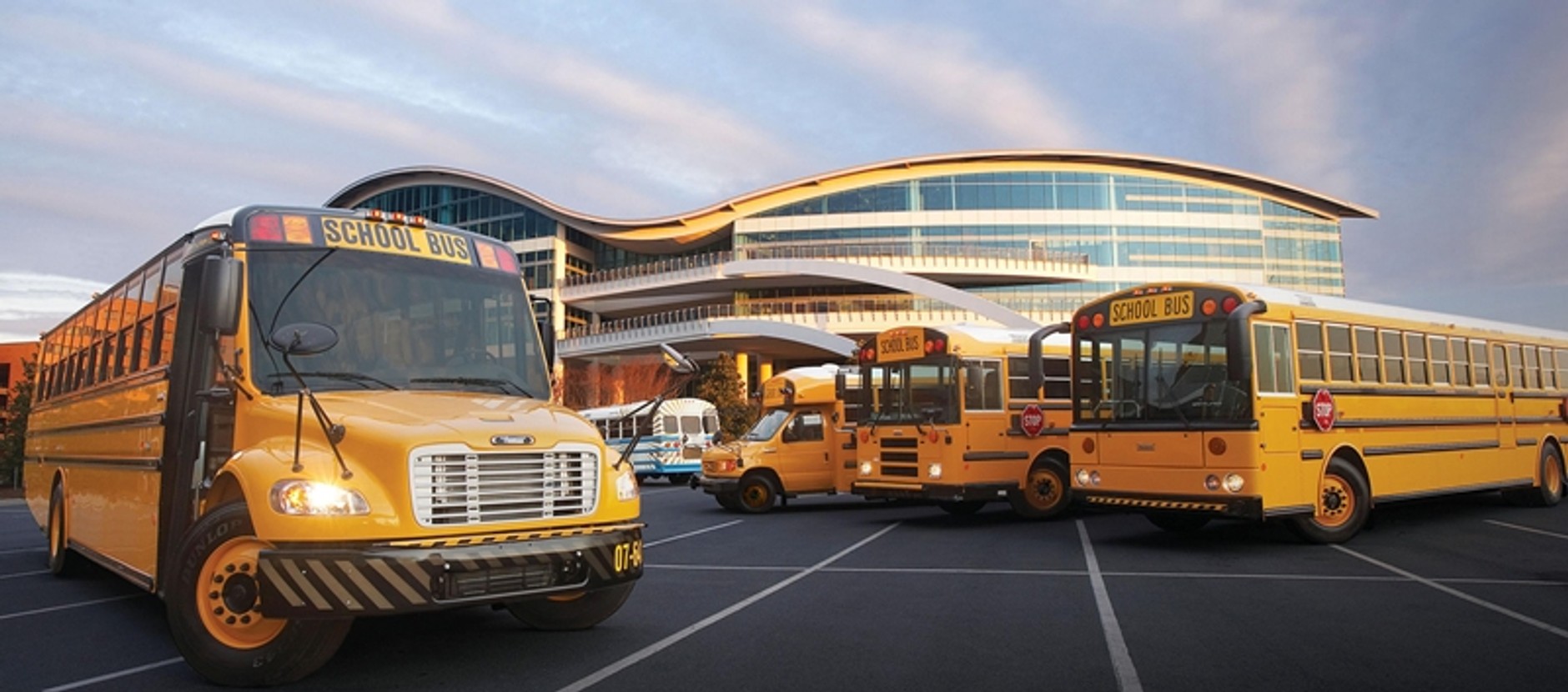 Amerykańskie ciężarówki Mercedesa to fascynujące maszyny