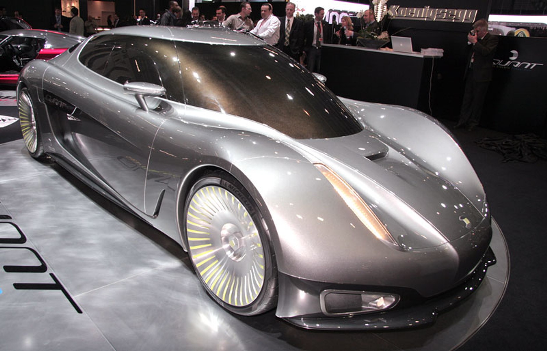 Genewa 2009: Koenigsegg Quant – 512 elektrycznych koni