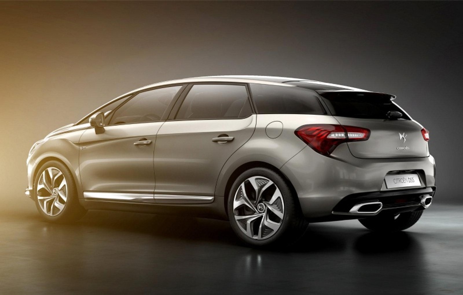 Citroen DS5 w Szanghaju