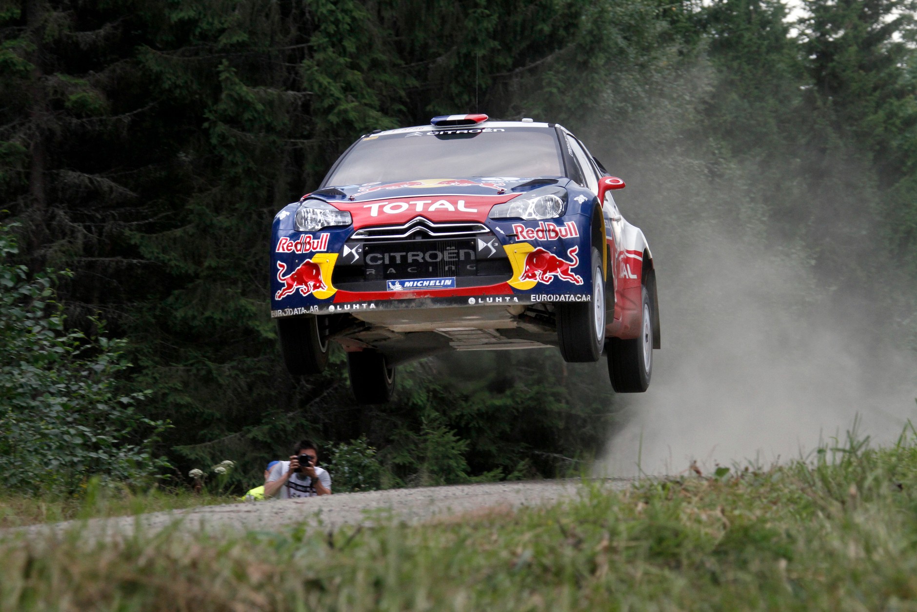 Rajd Finlandii 2012: niezniszczalny Loeb