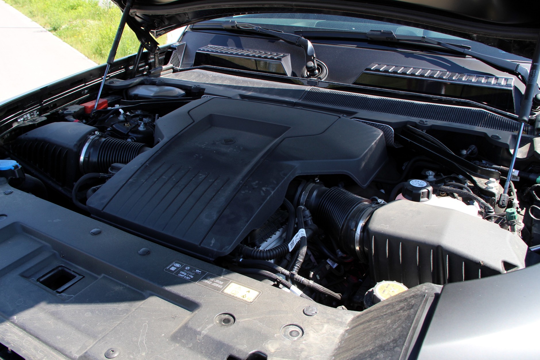Land Rover Defender OCTA