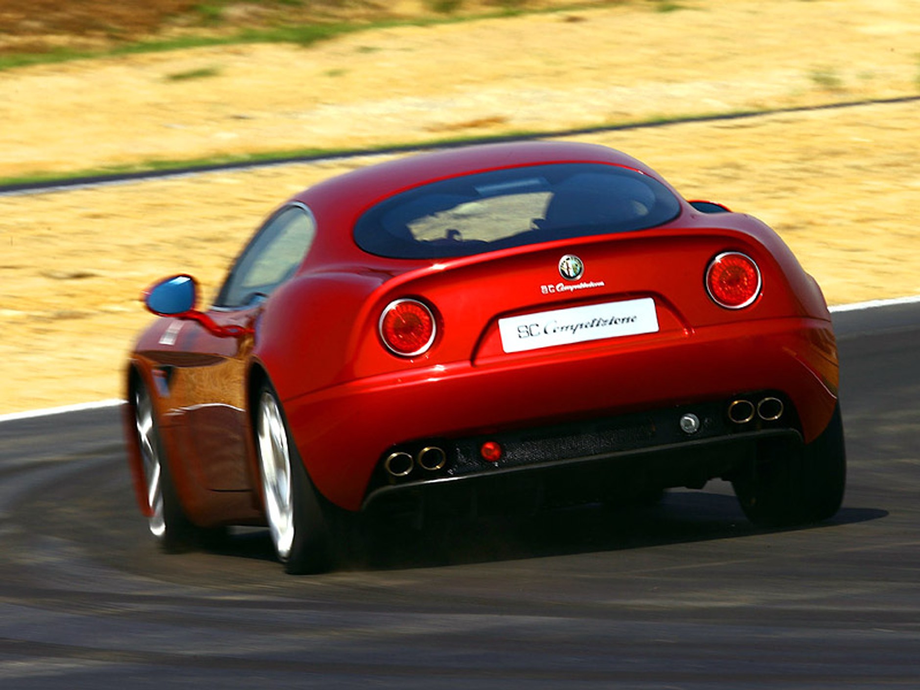 Alfa Romeo 8C Competizione GTA – premiera w czerwcu 2010