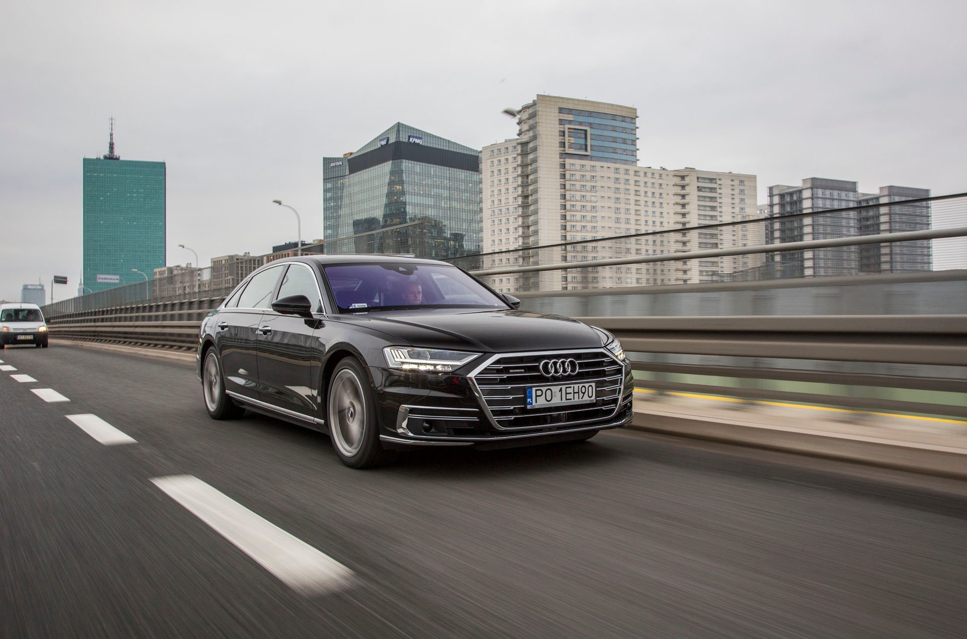 Audi A8 L 55 TFSI quattro - dotyk luksusu