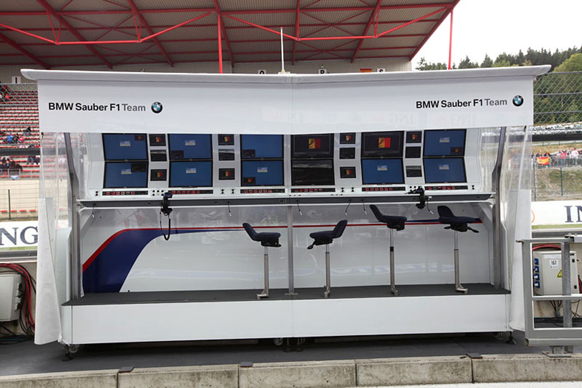 Grand Prix Europy 2009: Formuła 1 od kulis - fotogaleria Jiří Křenek