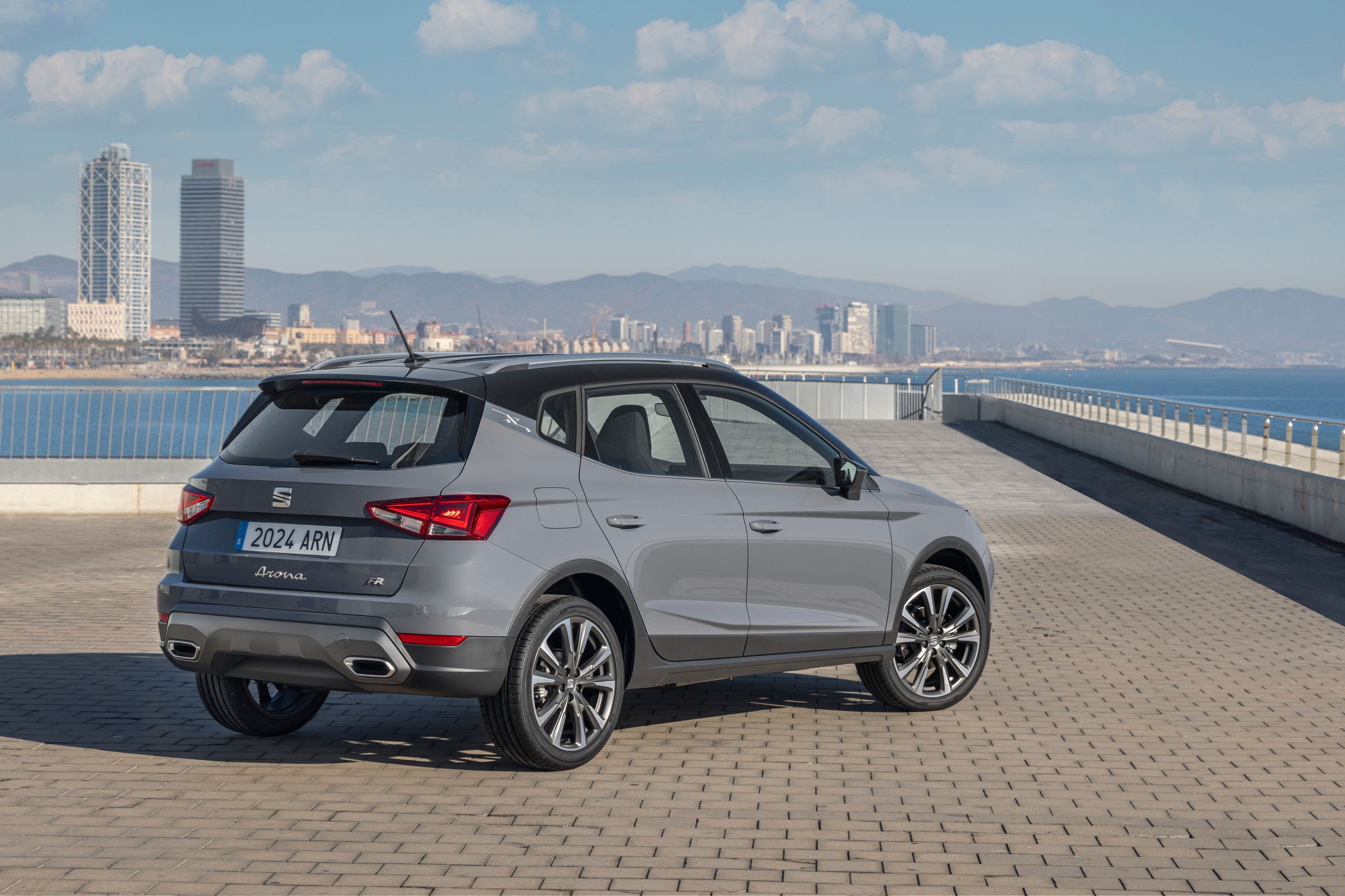 Seat Arona w promocji od 86 tys. zł. Nowa oferta i świeże kolory
