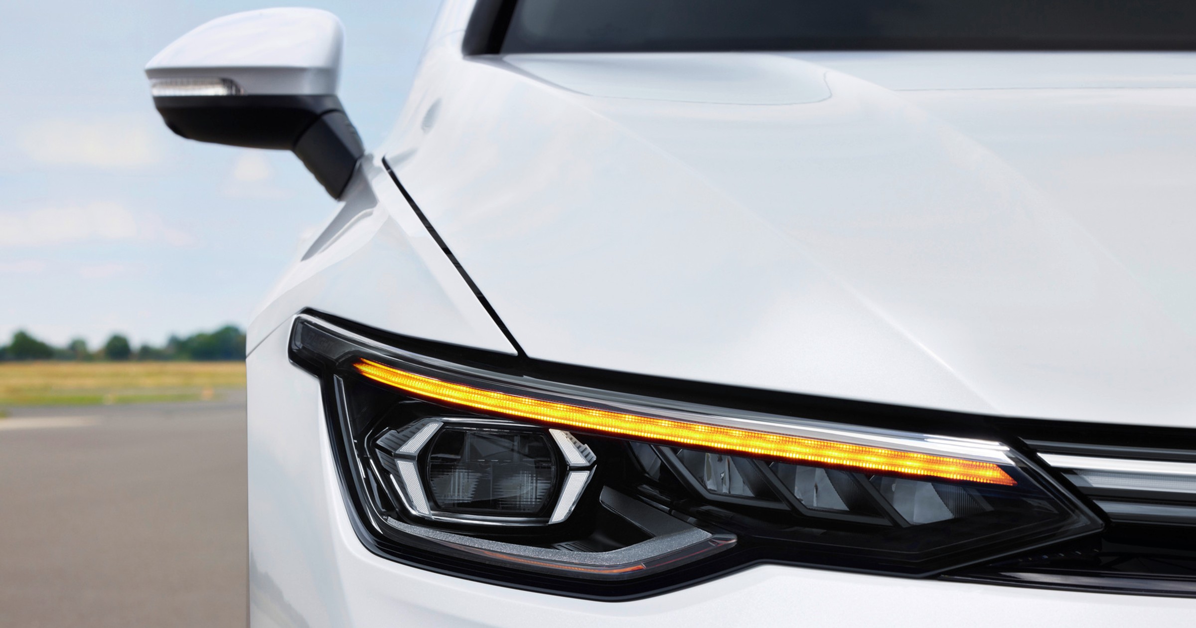 Volkswagen stawia na hybrydy plug-in. Przełomowa technologia już w salonach