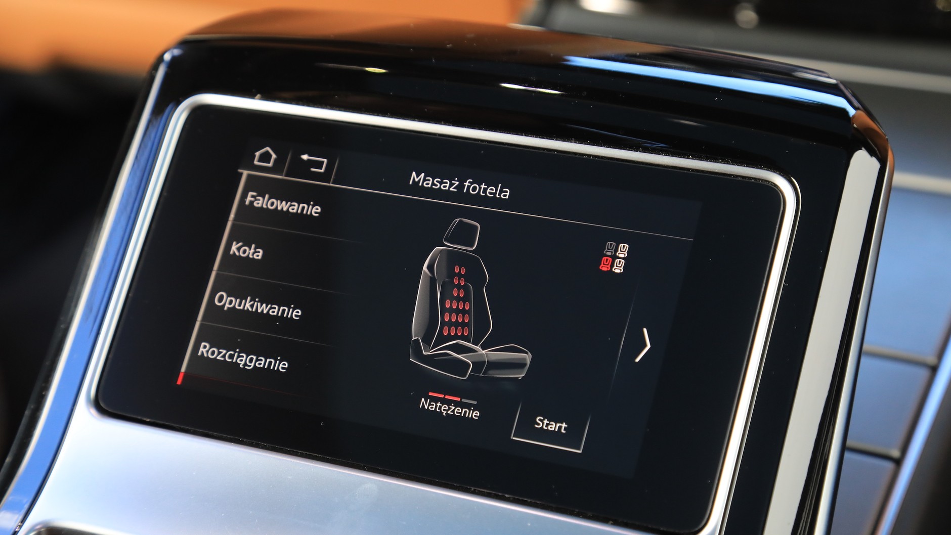 Audi A8 L 60 TFSI (2022 r.; D5)