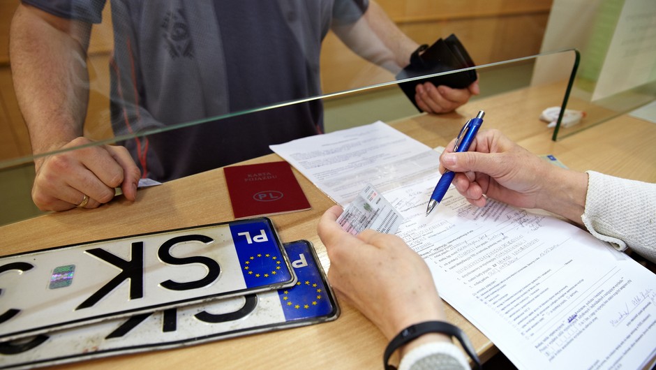 Samorządy chcą podwyższyć stawki usług dla kierowców